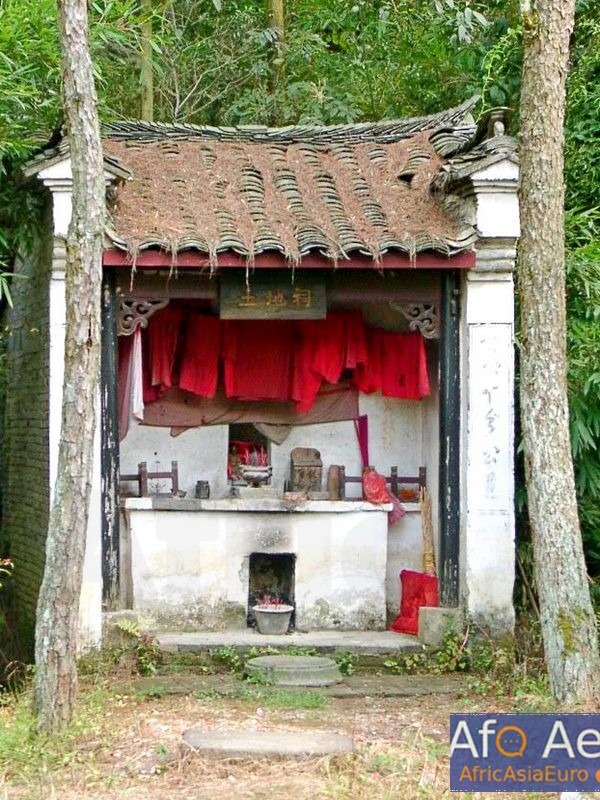 Zen Buddhism Kungfu daily life chores in the monastery